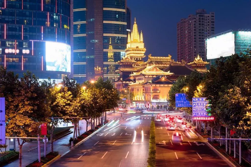 Jinjiang Metropolo Shanghai Xujiahui Nanhuating Hotel סין