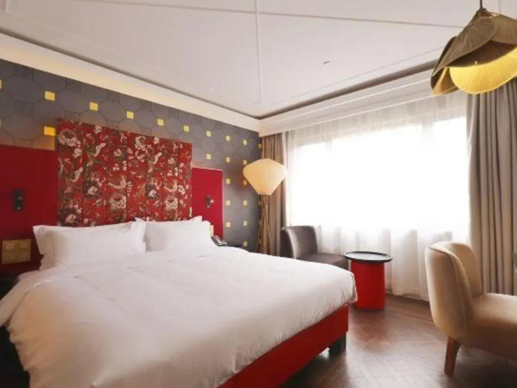****  Jinjiang Metropolo Shanghai Xujiahui Nanhuating Hotel China