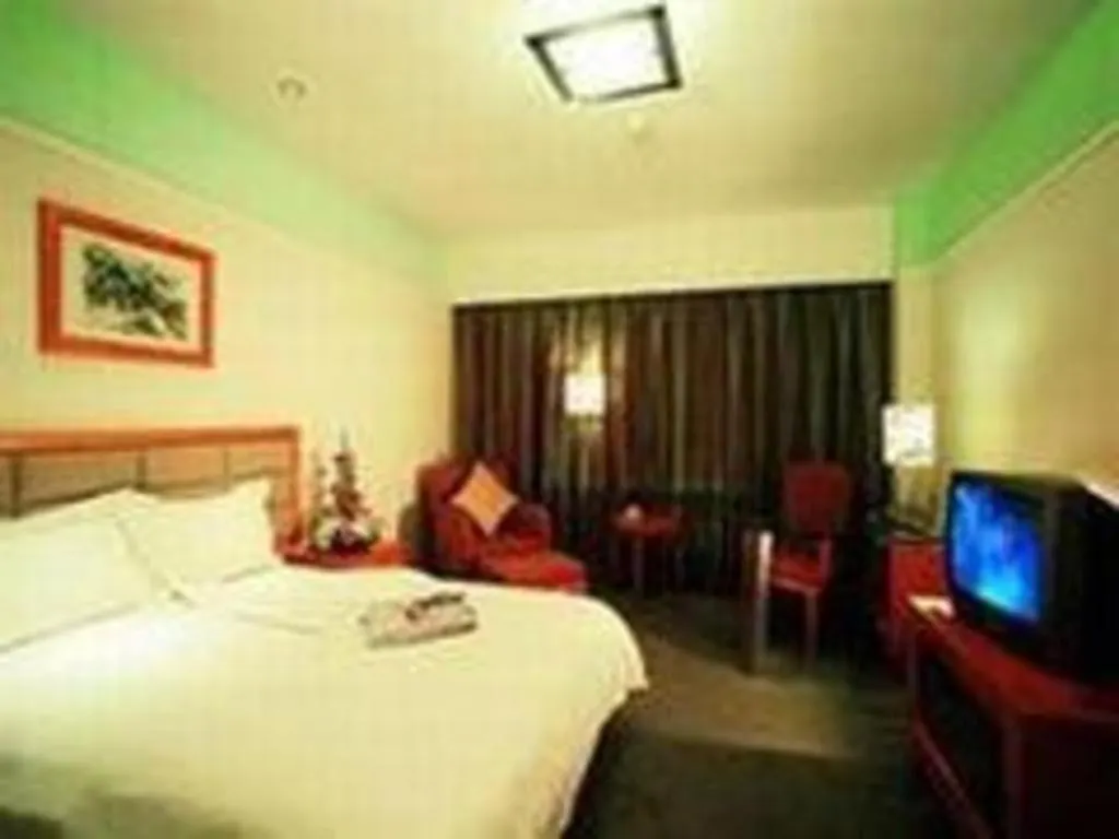 Jinjiang Metropolo Shanghai Xujiahui Nanhuating Hotel